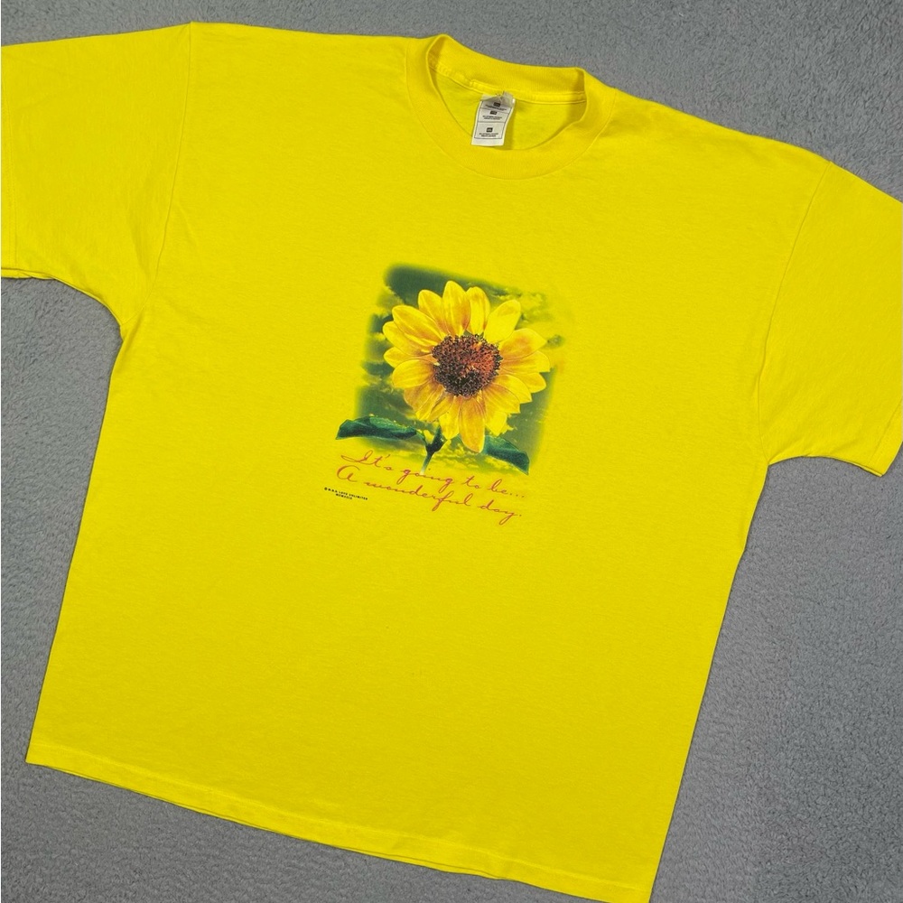 Vintage sunflower T-shirt‎
